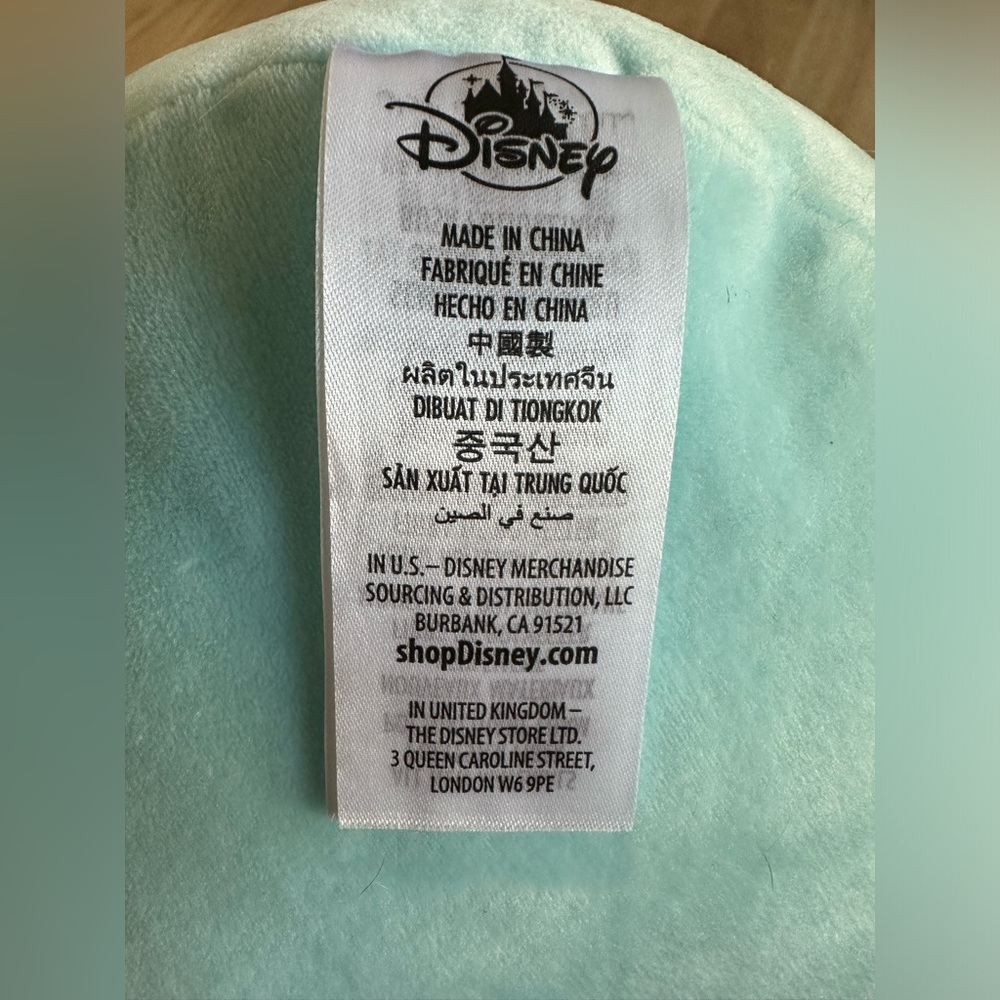 Disney Munchlings Remy Hot Cocoa Stuffy - Picture 4 of 6